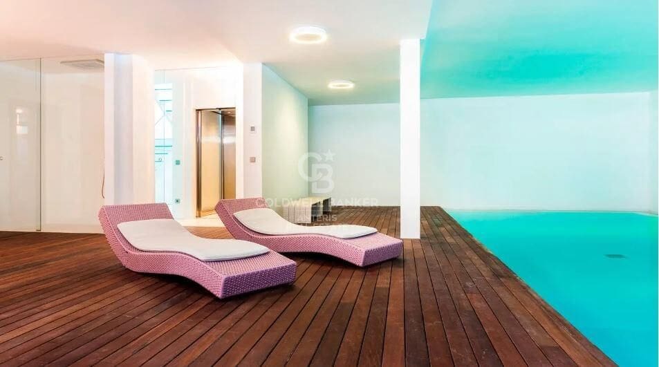 Chalet de 9 habitaciones en Es Camp De Mar / El Camp De Mar en venta con piscina garaje - 15.000.000 € (Ref: 10059153)