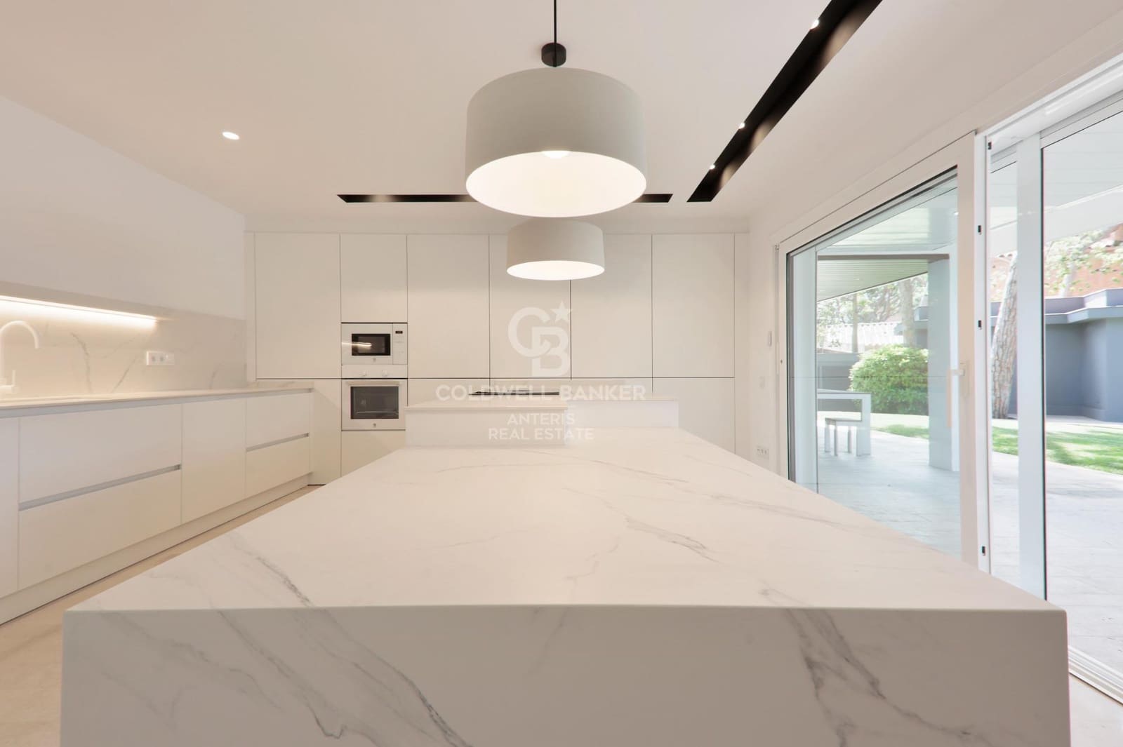 Chalet de 6 habitaciones en Gavà en venta con piscina garaje - 5.400.000 € (Ref: 10059154)