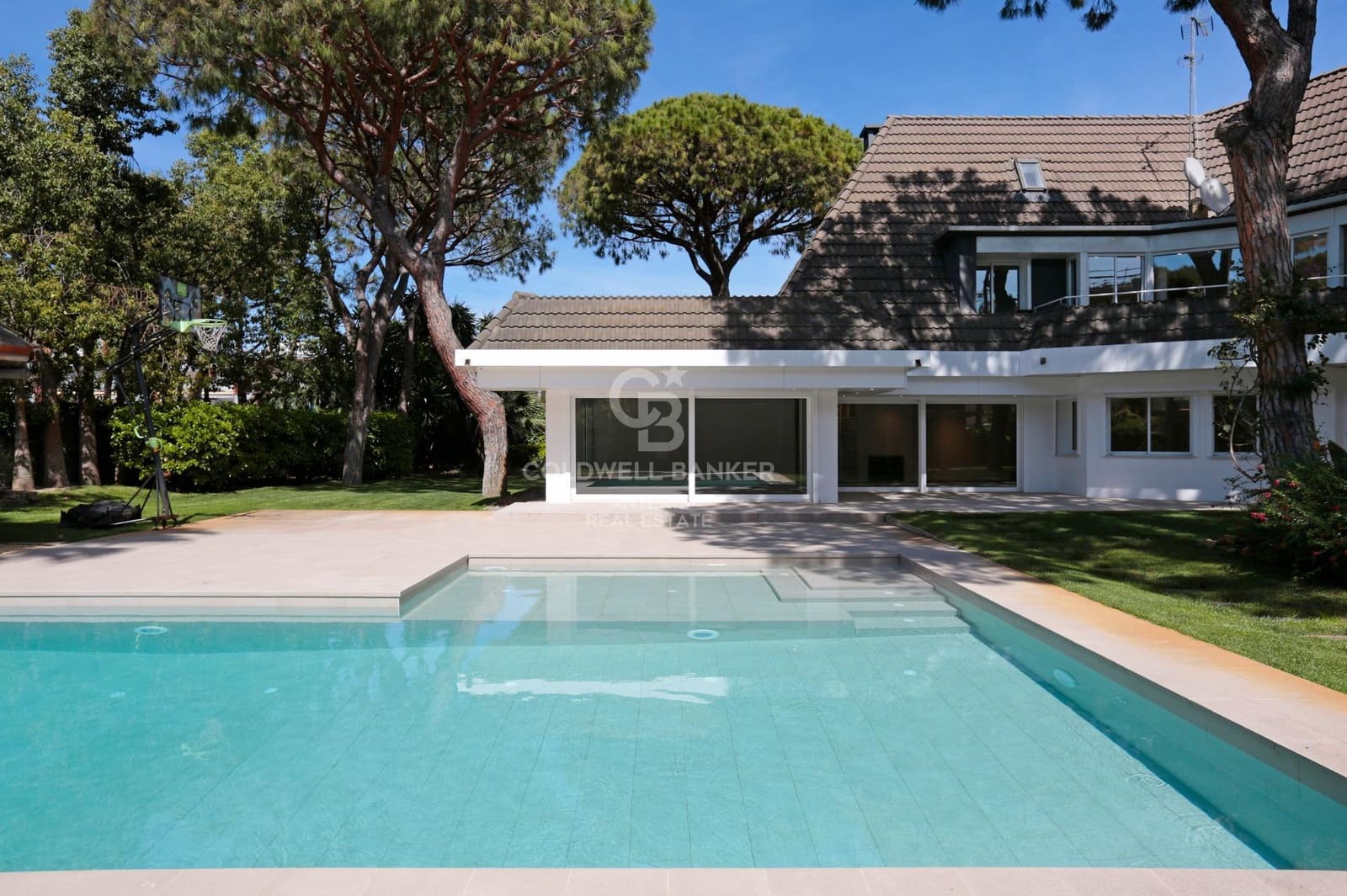 Chalet de 6 habitaciones en Gavà en venta con piscina garaje - 5.400.000 € (Ref: 10059154)