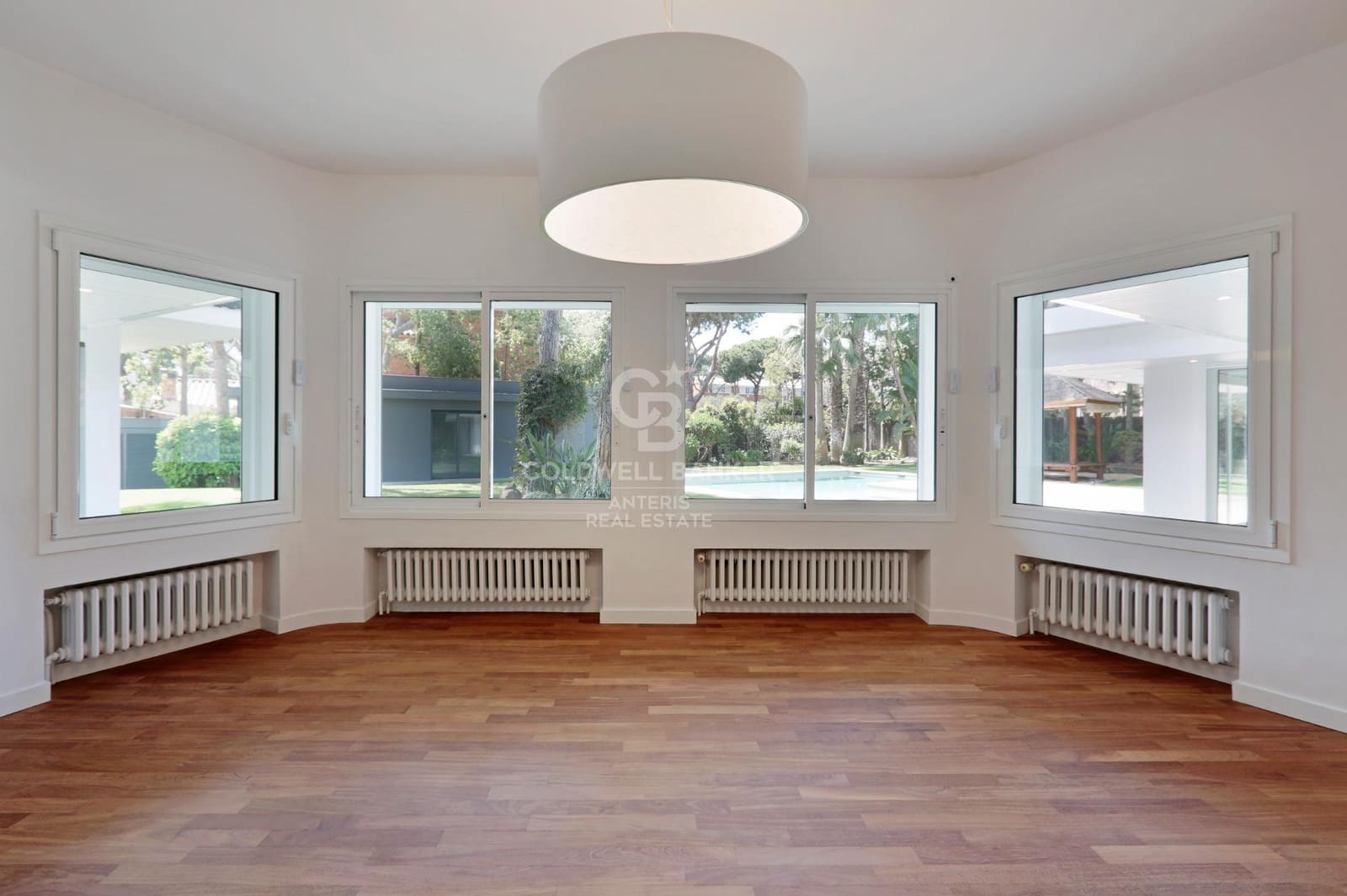 Chalet de 6 habitaciones en Gavà en venta con piscina garaje - 5.400.000 € (Ref: 10059154)