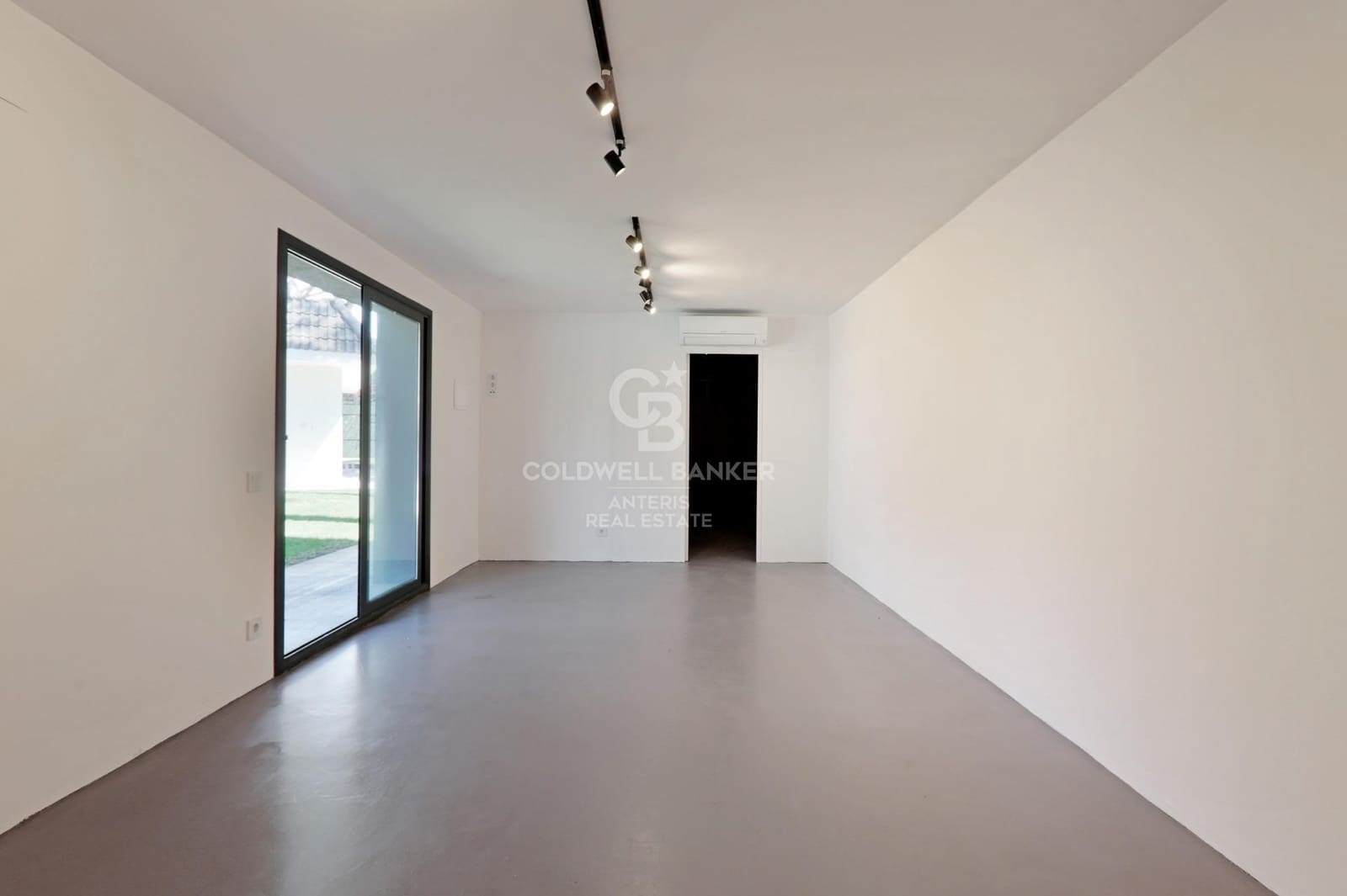 Chalet de 6 habitaciones en Gavà en venta con piscina garaje - 5.400.000 € (Ref: 10059154)