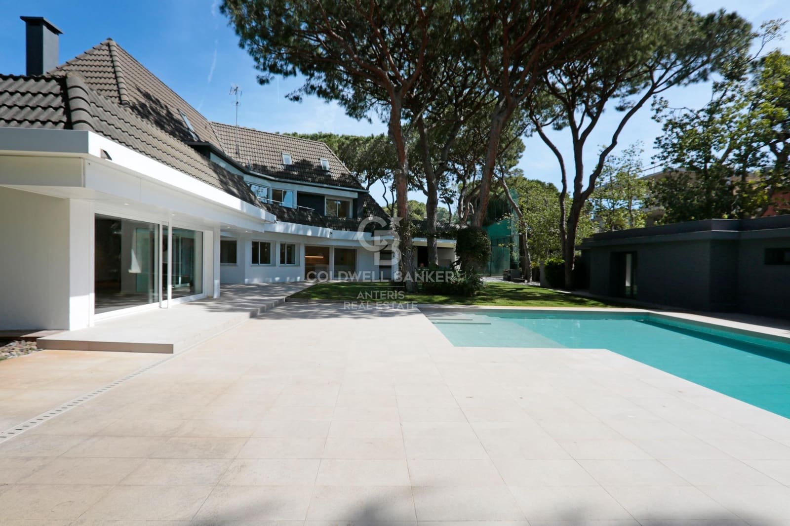 Chalet de 6 habitaciones en Gavà en venta con piscina garaje - 5.400.000 € (Ref: 10059154)