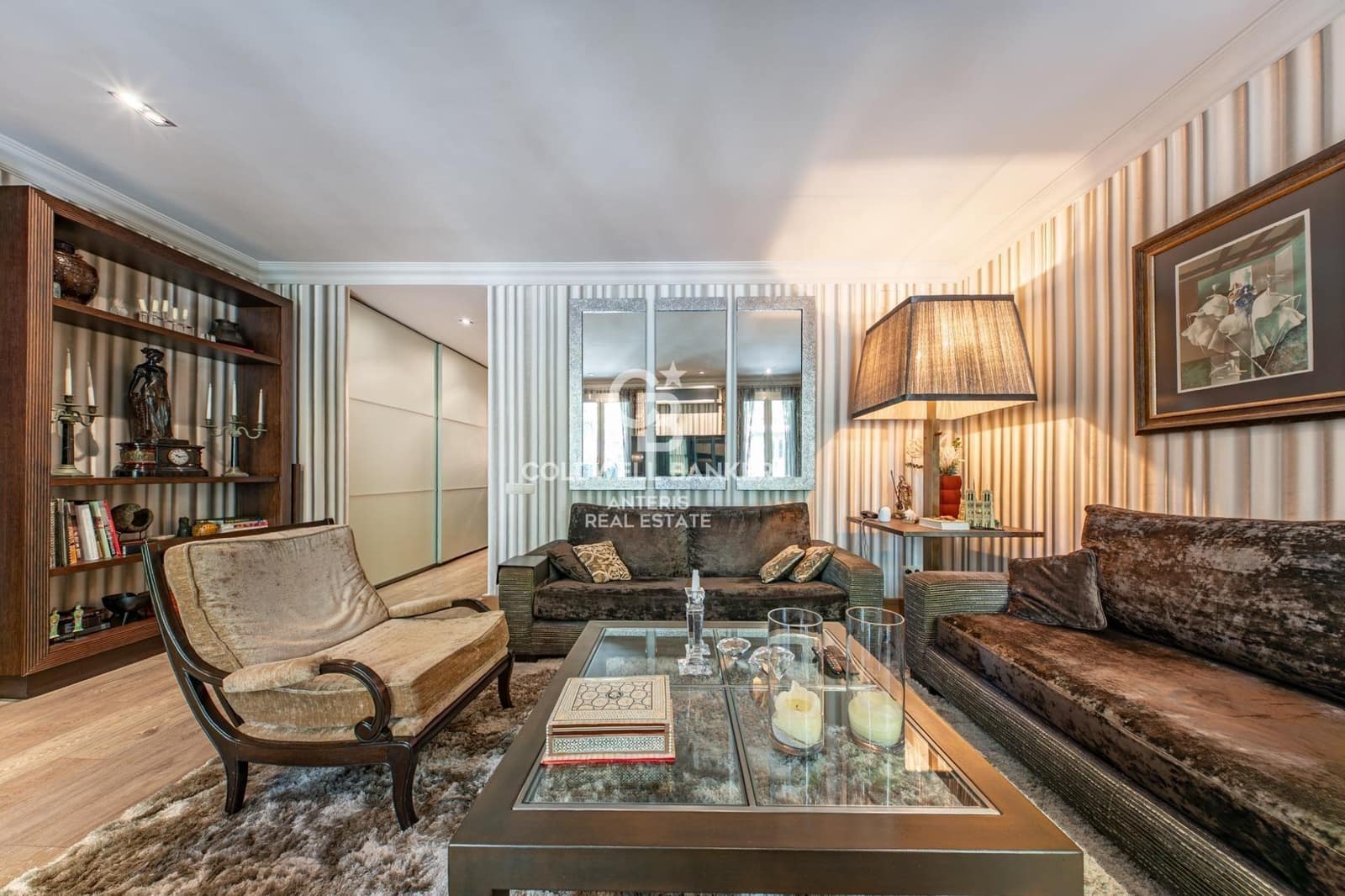 2 soveværelse Lejlighed til salg i Barcelona by - € 690.000 (Ref: 10075664)