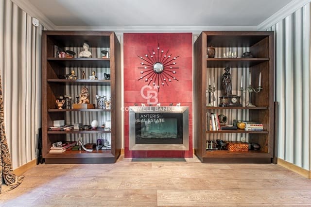 2 soveværelse Lejlighed til salg i Barcelona by - € 690.000 (Ref: 10075664)