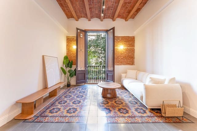 Piso de 2 habitaciones en La Dreta de L'Eixample, Barcelona ciudad en venta - 645.000 € (Ref: 10078385)