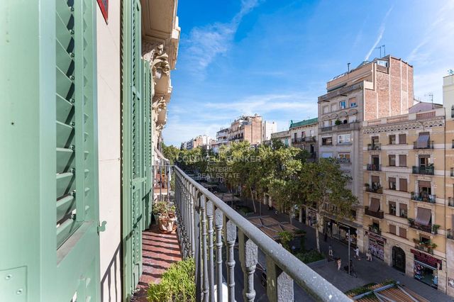 3 chambre Appartement à vendre à Sant Antoni, Barcelone ville - 649 000 € (Ref: 10120206)