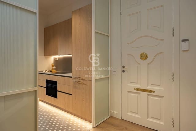 3 soveværelse Lejlighed til salg i Barcelona by - € 1.295.000 (Ref: 10129486)
