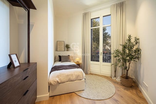 3 soveværelse Lejlighed til salg i Barcelona by - € 1.295.000 (Ref: 10129486)
