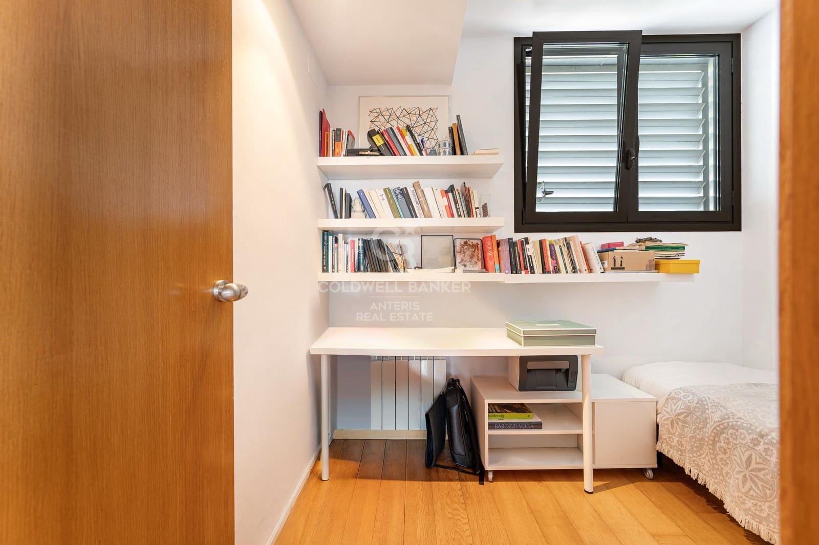 2 soverom Penthouse til salgs i Barcelona by med svømmebasseng garasje - € 1 345 000 (Ref: 10161518)