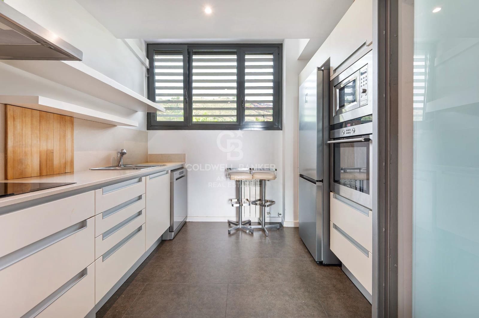 2 soverom Penthouse til salgs i Barcelona by med svømmebasseng garasje - € 1 345 000 (Ref: 10161518)