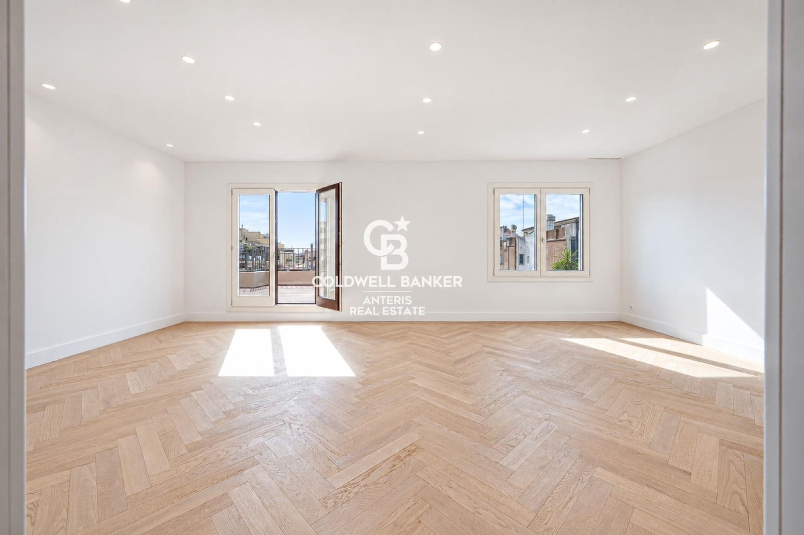 Ático de 4 habitaciones en Barcelona ciudad en venta - 1.850.000 € (Ref: 10168741)