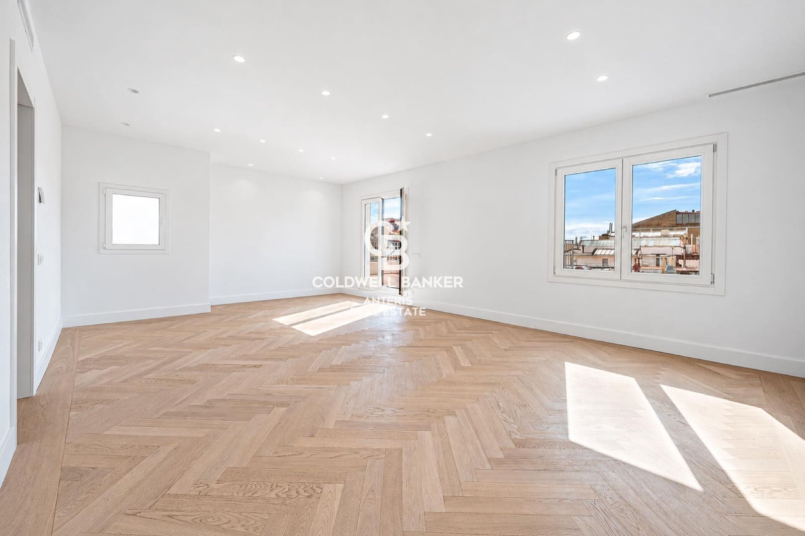 Ático de 4 habitaciones en Barcelona ciudad en venta - 1.850.000 € (Ref: 10168741)