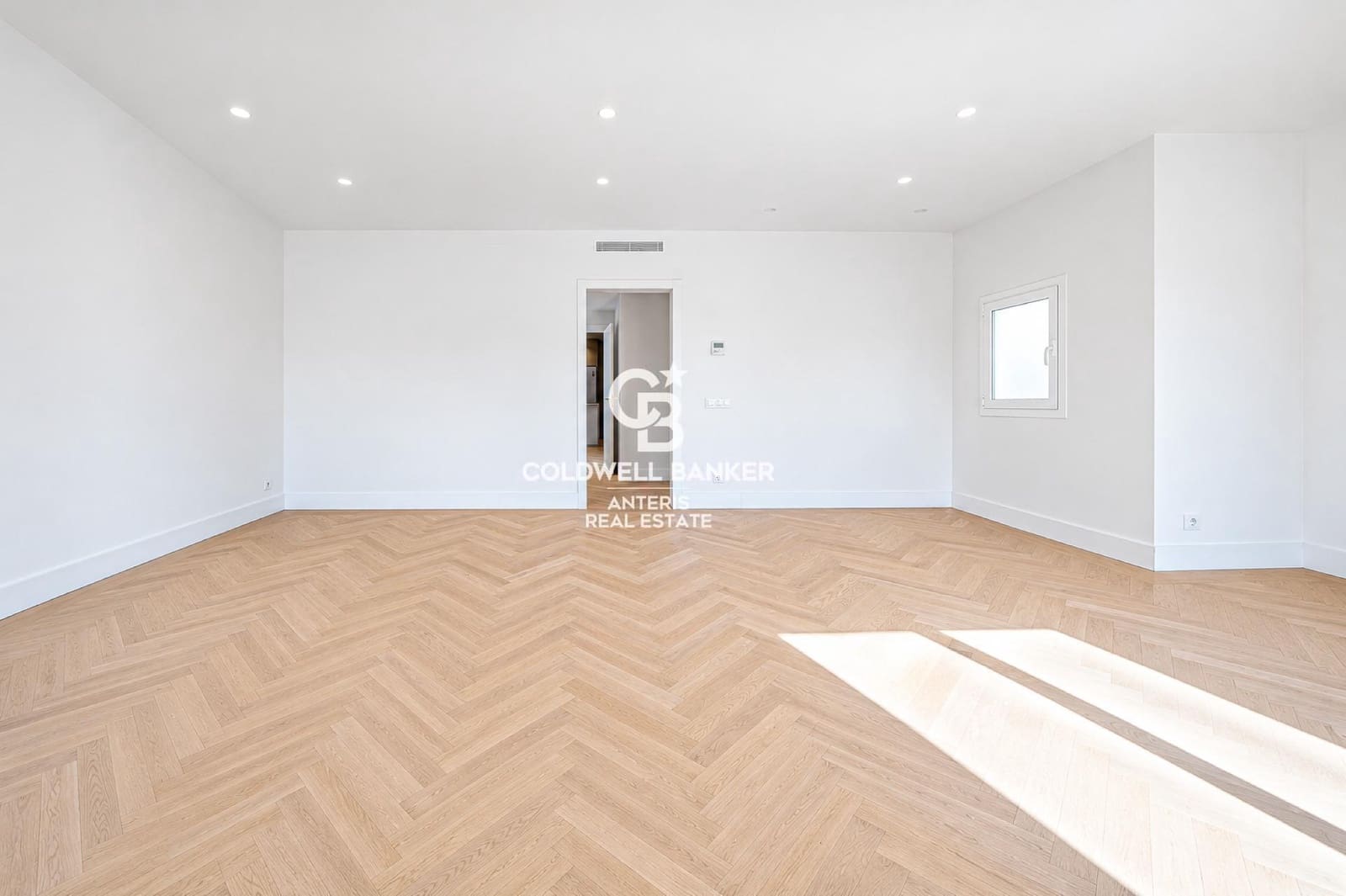 Ático de 4 habitaciones en Barcelona ciudad en venta - 1.850.000 € (Ref: 10168741)