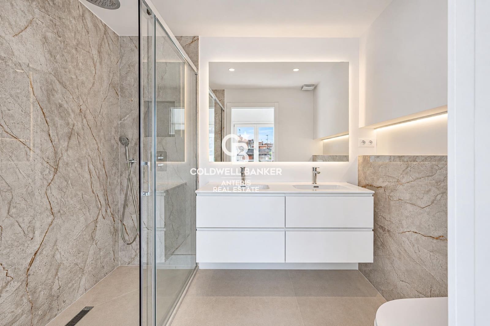 Ático de 4 habitaciones en Barcelona ciudad en venta - 1.850.000 € (Ref: 10168741)