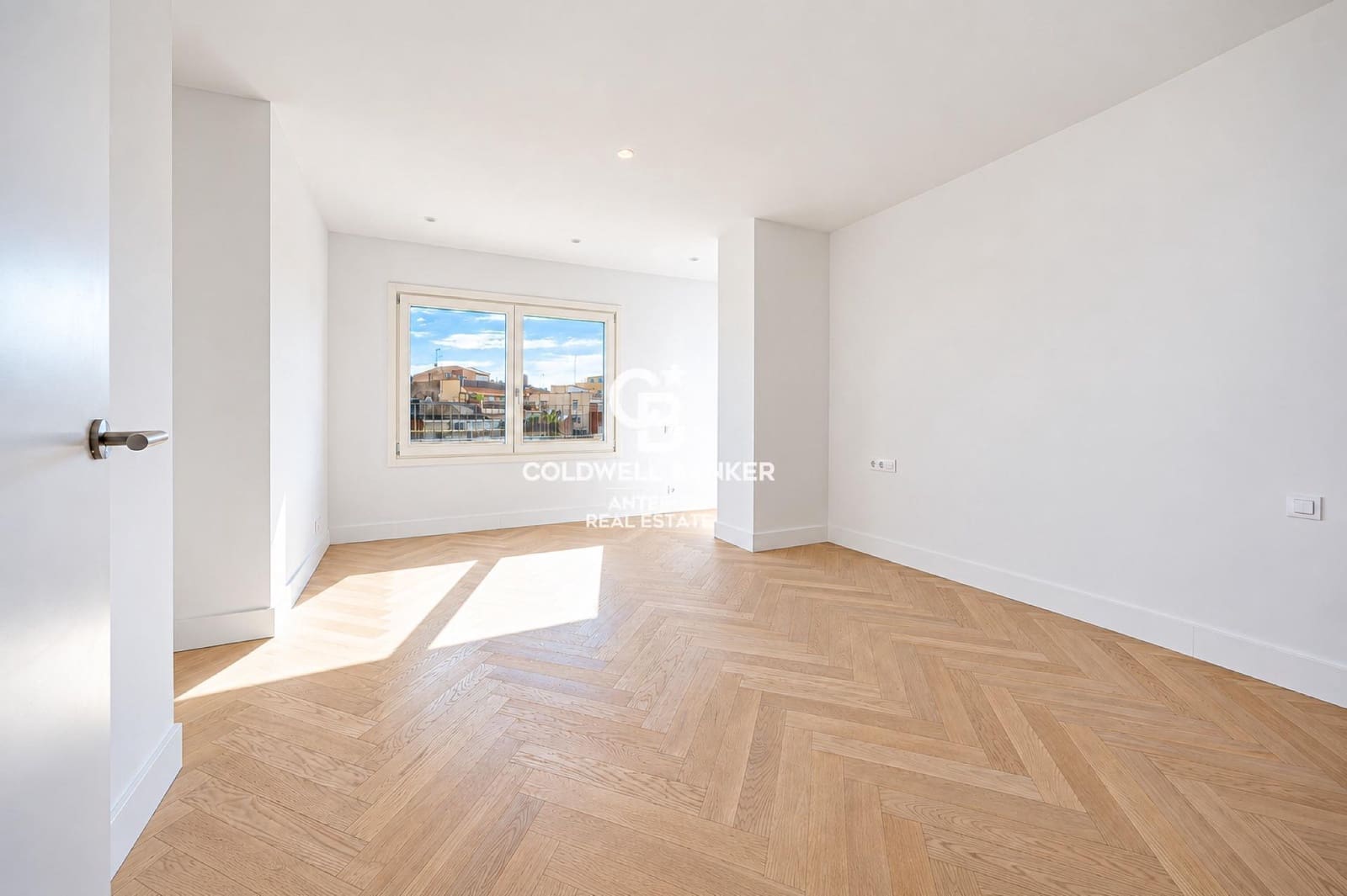 Ático de 4 habitaciones en Barcelona ciudad en venta - 1.850.000 € (Ref: 10168741)