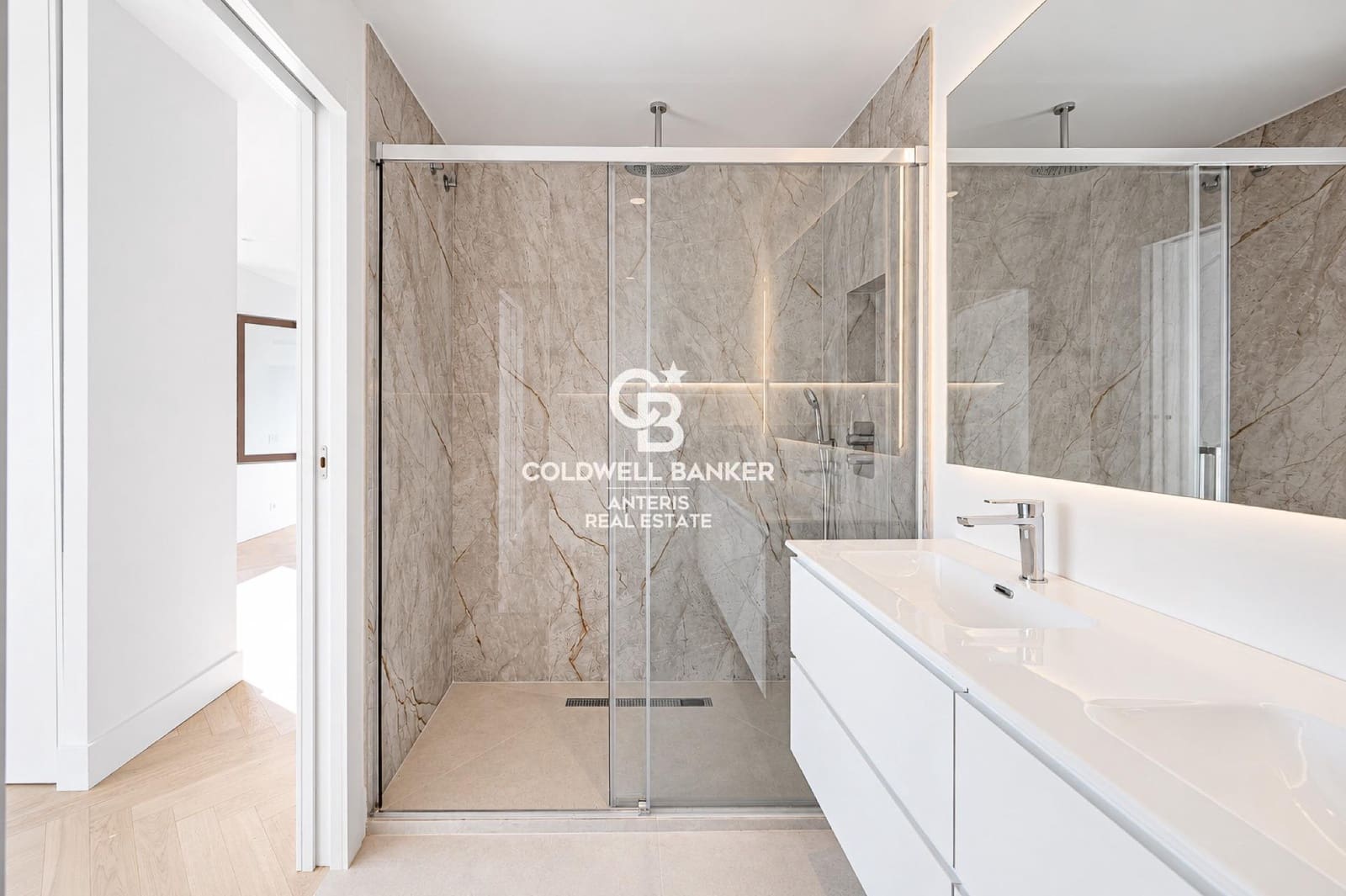 Ático de 4 habitaciones en Barcelona ciudad en venta - 1.850.000 € (Ref: 10168741)