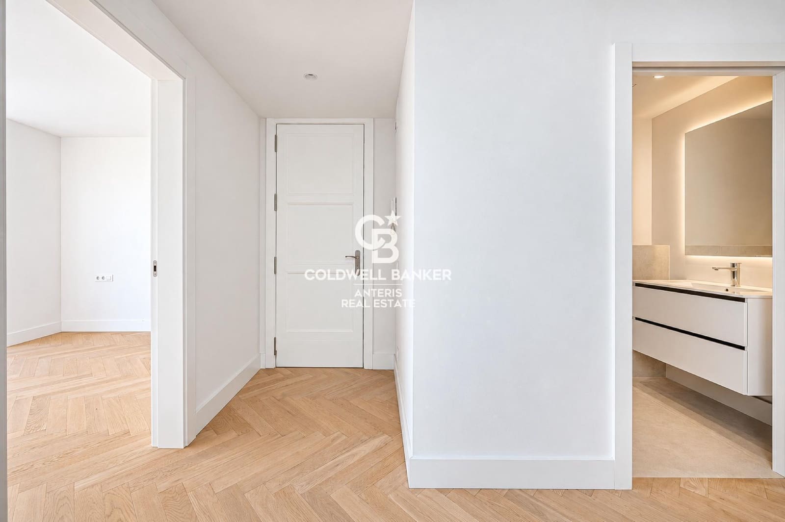 Ático de 4 habitaciones en Barcelona ciudad en venta - 1.850.000 € (Ref: 10168741)