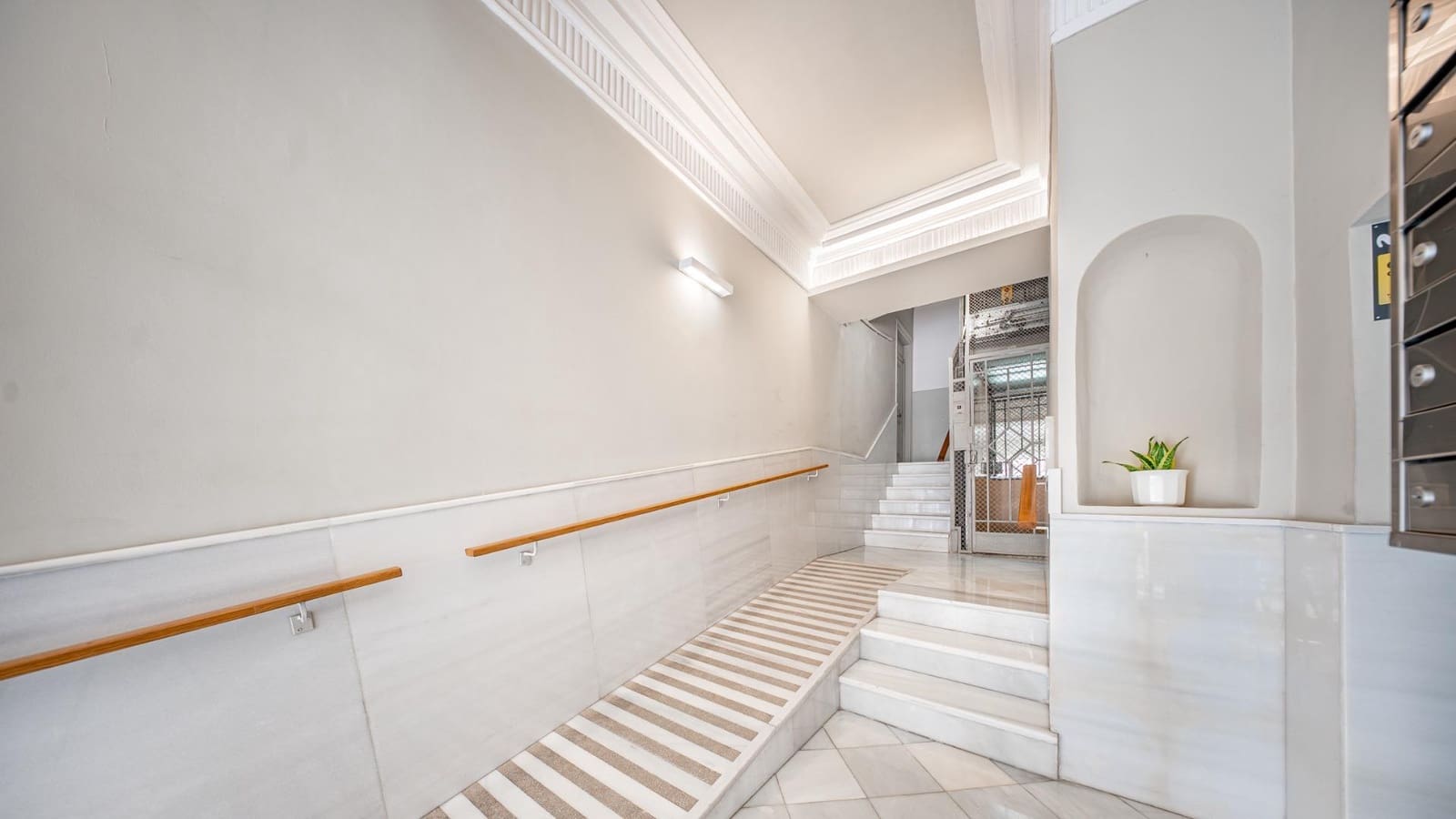 Ático de 4 habitaciones en Barcelona ciudad en venta - 1.850.000 € (Ref: 10168741)