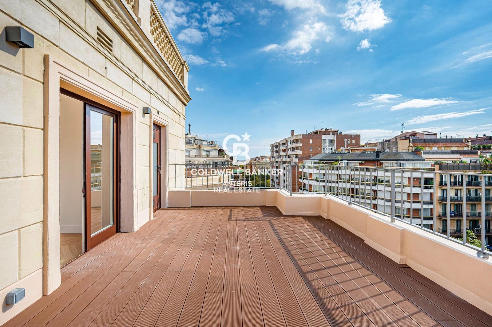 Ático de 4 habitaciones en Barcelona ciudad en venta - 1.850.000 € (Ref: 10168741)