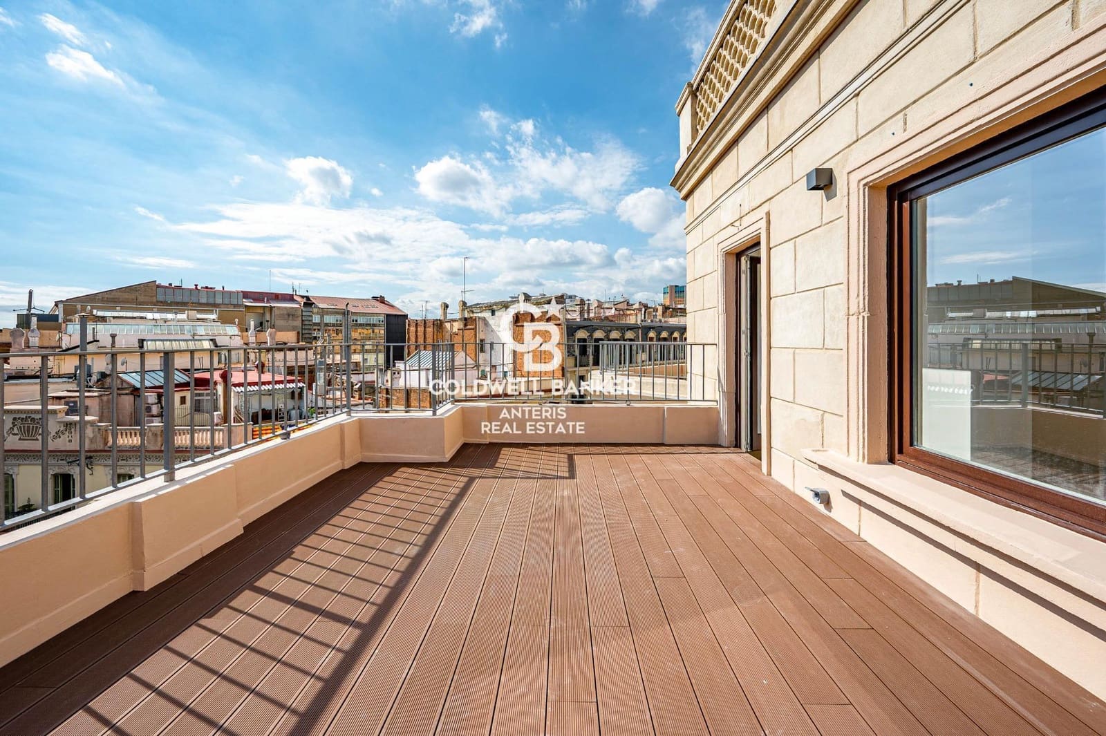 Ático de 4 habitaciones en Barcelona ciudad en venta - 1.850.000 € (Ref: 10168741)