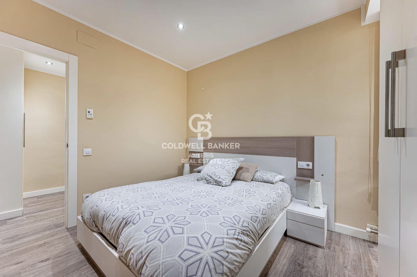 3 soveværelse Lejlighed til salg i Barcelona by - € 785.000 (Ref: 10171601)