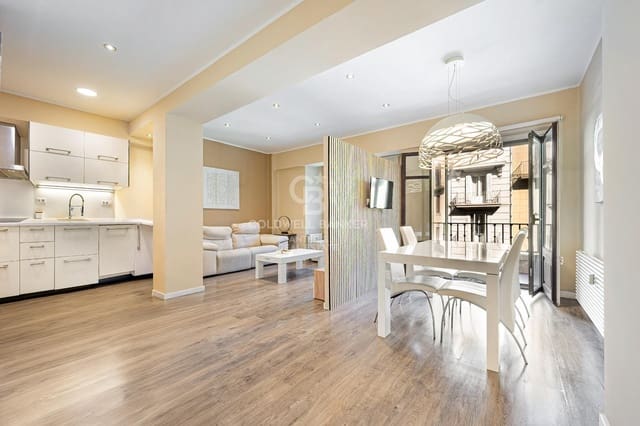 3 soveværelse Lejlighed til salg i La Dreta de L'Eixample, Barcelona by - € 785.000 (Ref: 10171601)