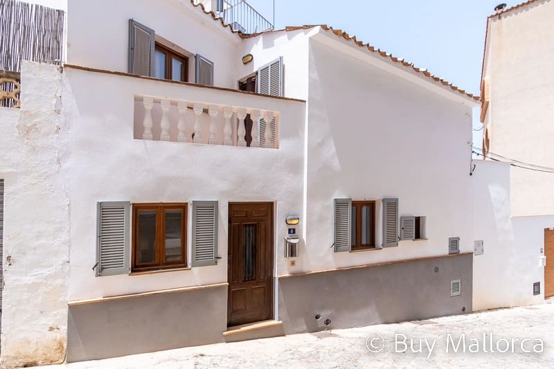 4 soveværelse Byhus til salg i Puerto de Andratx - € 590.000 (Ref: 7832999)