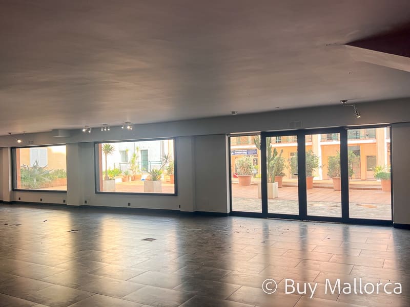 Erhverv til salg i Puerto de Andratx - € 475.000 (Ref: 8751671)