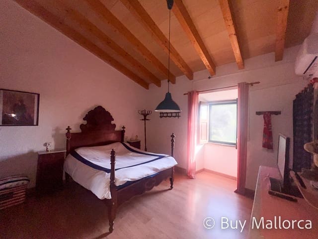 3 soveværelse Finca/Landehus til salg i Andratx med swimmingpool - € 1.650.000 (Ref: 8790180)