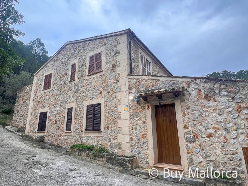 4 sypialnia Finka/Dom wiejski na sprzedaż w L'Arraco / S'Arraco z basenem garażem - 1 390 000 € (Ref: 8872863)