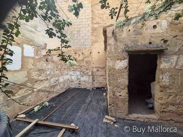 Byggetomt til salgs i Andratx - € 185 000 (Ref: 9428769)