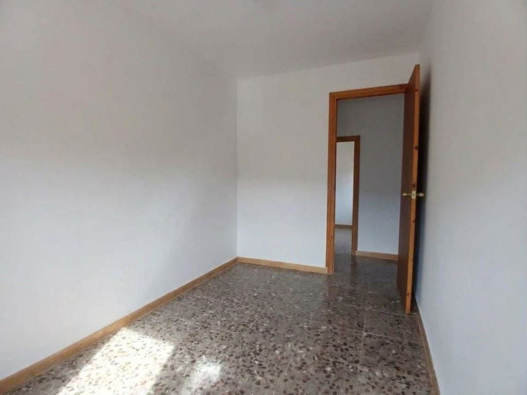 3 slaapkamer Finca/Landhuis te koop in Les Coves de Vinroma met garage - € 110.000 (Ref: 10140176)