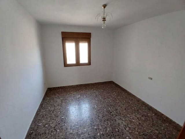 3 slaapkamer Finca/Landhuis te koop in Les Coves de Vinromà met garage - € 110.000 (Ref: 10140176)