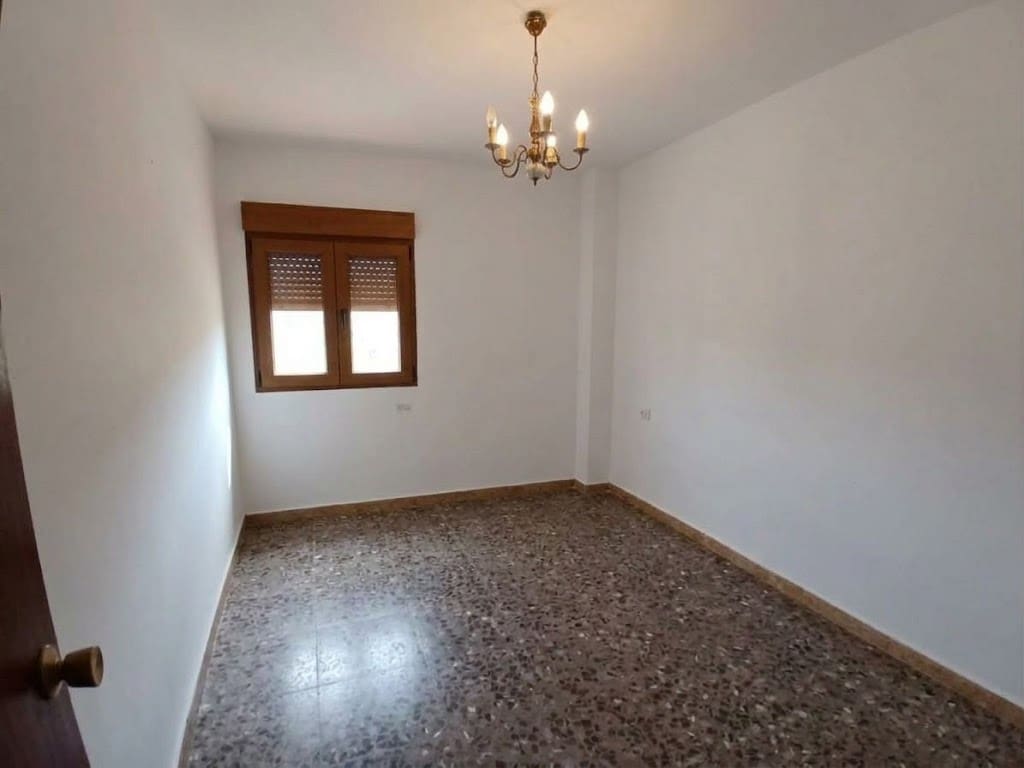 3 slaapkamer Finca/Landhuis te koop in Les Coves de Vinroma met garage - € 110.000 (Ref: 10140176)