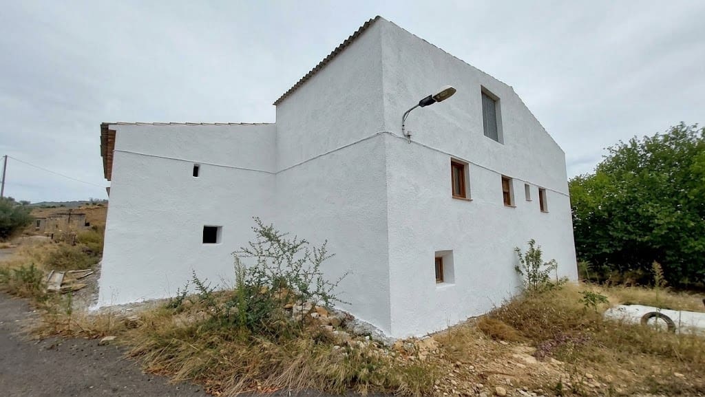 3 slaapkamer Finca/Landhuis te koop in Les Coves de Vinroma met garage - € 110.000 (Ref: 10140176)
