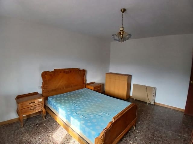 3 slaapkamer Finca/Landhuis te koop in Les Coves de Vinromà met garage - € 110.000 (Ref: 10140176)