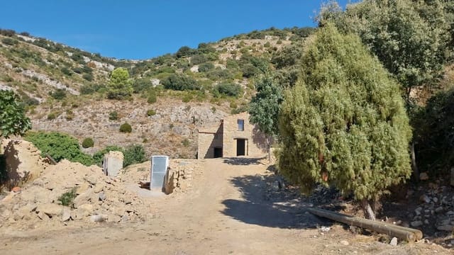 1 soveværelse Finca/Landehus til salg i Sierra Engarcerán med garage - € 38.000 (Ref: 10155826)