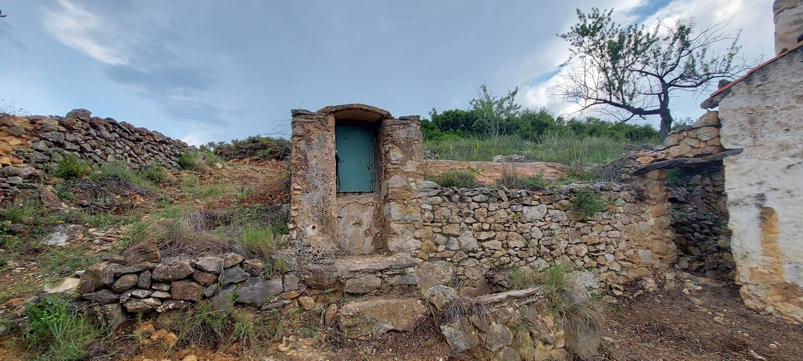 2 soveværelse Finca/Landehus til salg i Sierra Engarceran - € 48.000 (Ref: 8223230)