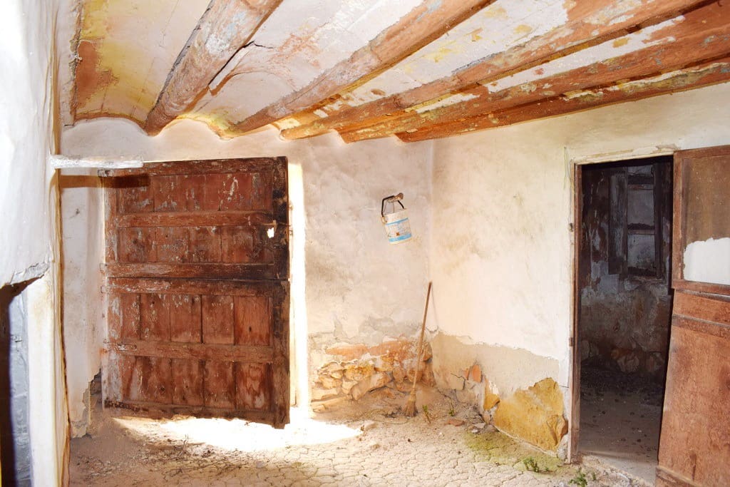 2 soveværelse Finca/Landehus til salg i Sierra Engarceran - € 48.000 (Ref: 8223230)