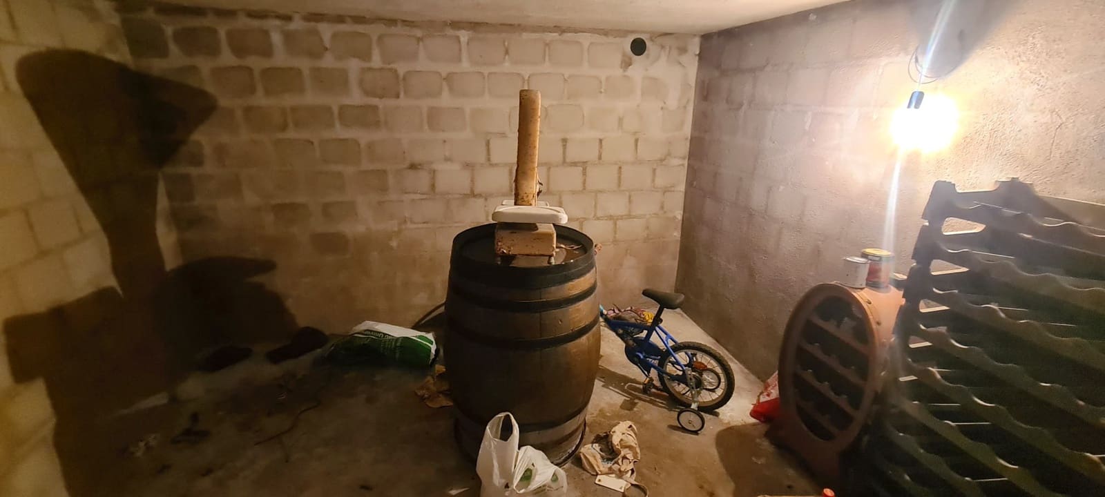 7 soveværelse Byhus til salg i Sant Mateu - € 100.000 (Ref: 8816550)