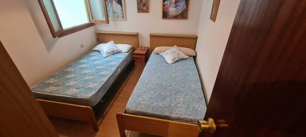 7 soveværelse Byhus til salg i Sant Mateu - € 100.000 (Ref: 8816550)