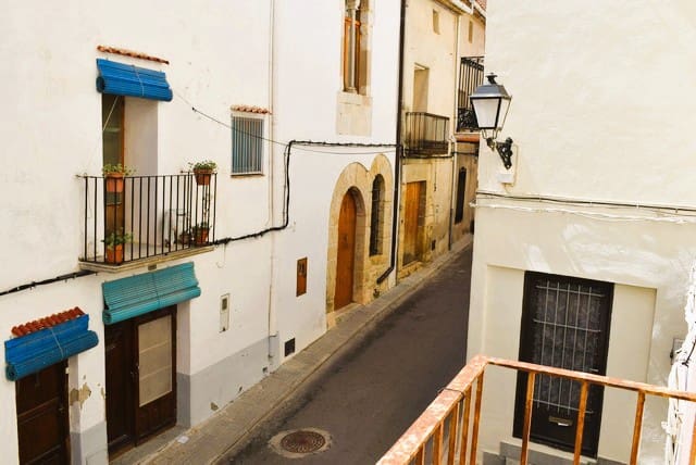 6 soveværelse Byhus til salg i Cervera del Maestre / Cervera del Maestrat - € 70.000 (Ref: 8821031)