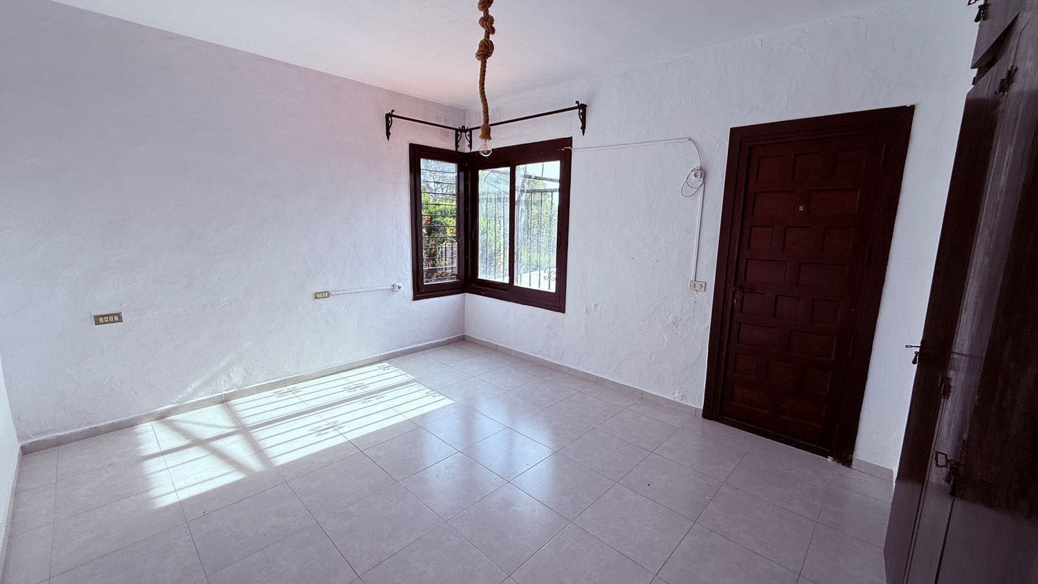 5 soveværelse Villa til salg i Alcossebre med garage - € 375.000 (Ref: 8885090)