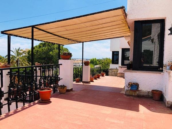 5 soveværelse Villa til salg i Alcossebre med garage - € 375.000 (Ref: 8885090)