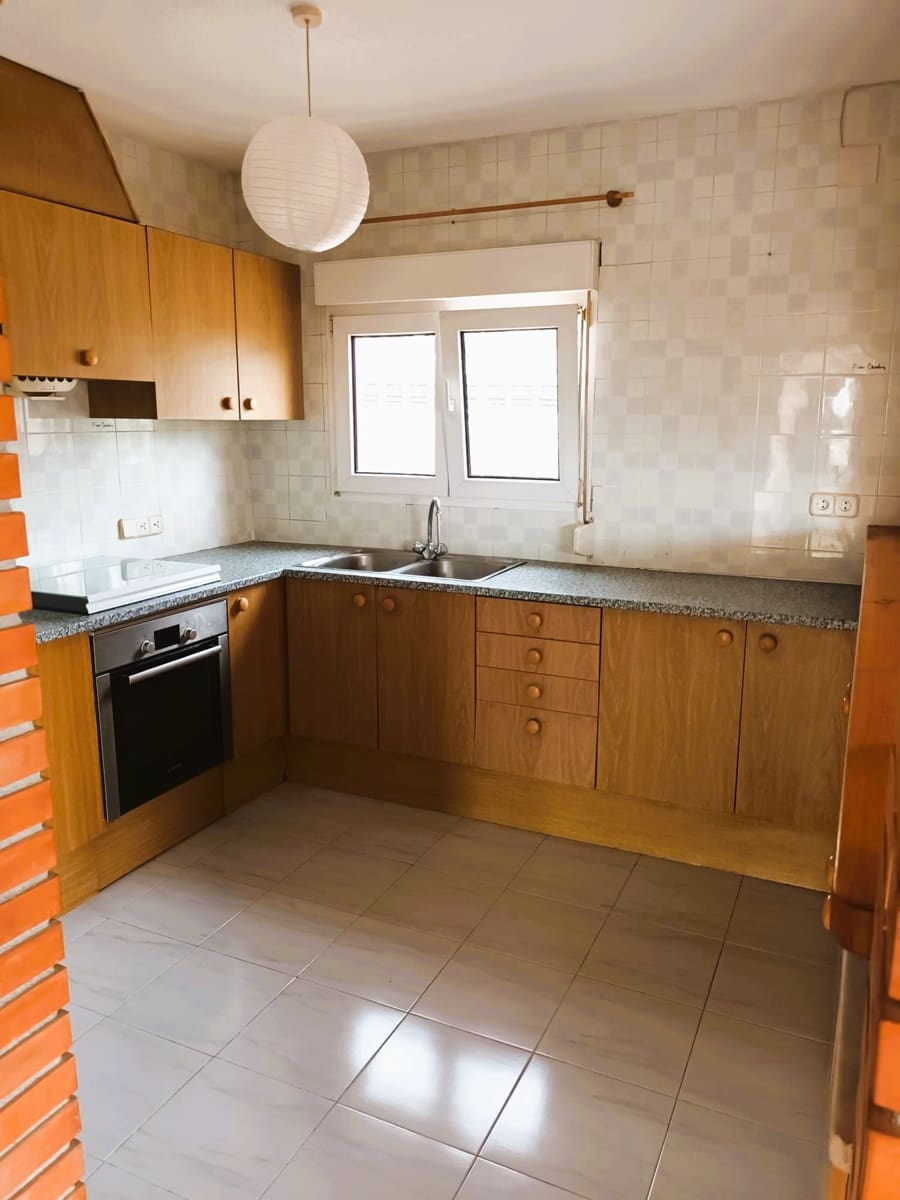 4 soveværelse Villa til salg i Alcossebre med garage - € 340.000 (Ref: 8917325)