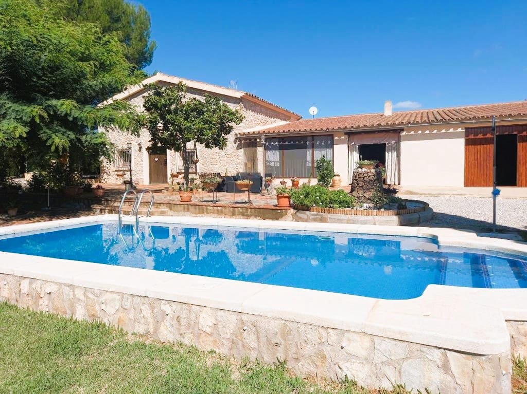 4 sypialnia Finka/Dom wiejski na sprzedaż w Les Useres z basenem garażem - 412 000 € (Ref: 9160605)