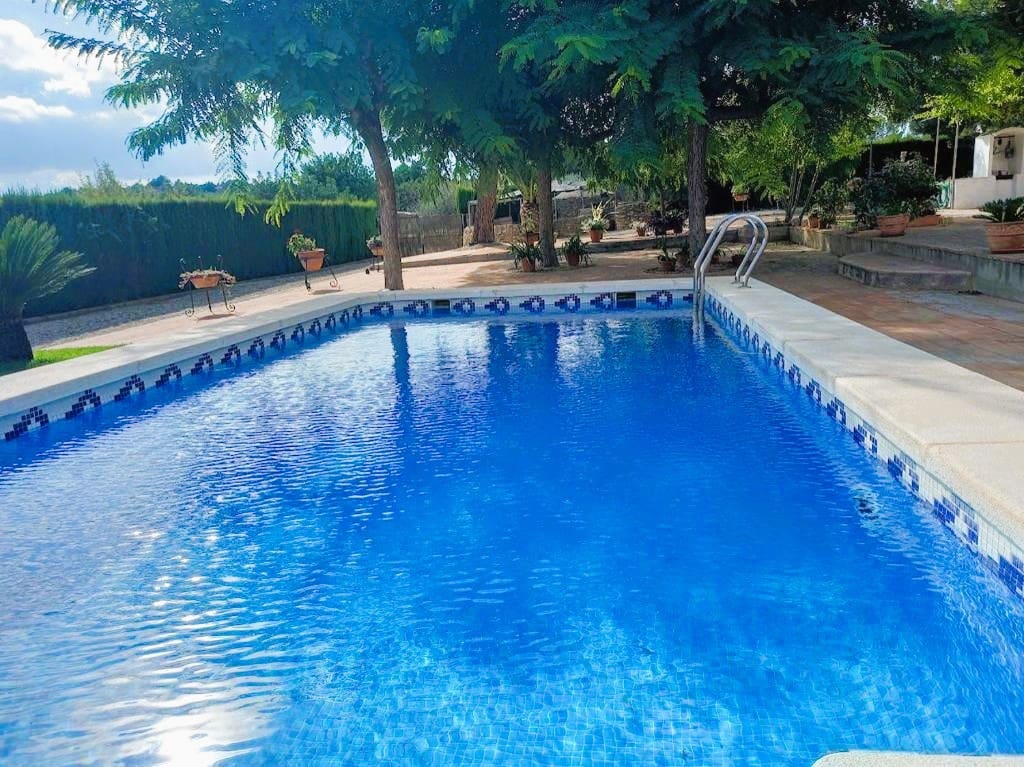 4 sypialnia Finka/Dom wiejski na sprzedaż w Les Useres z basenem garażem - 412 000 € (Ref: 9160605)