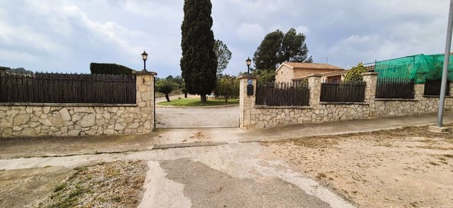 4 bedroom Finca/Country House for sale in Les Useres with pool garage - € 412,000 (Ref: 9160605)