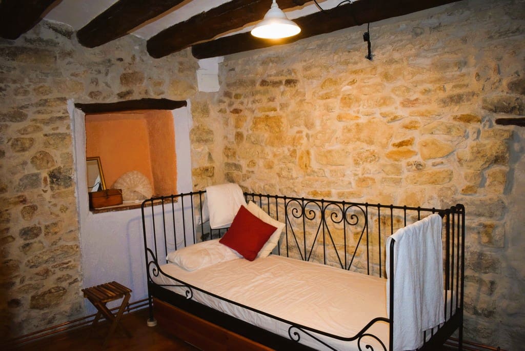 4 soveværelse Byhus til salg i Chert / Xert med garage - € 155.000 (Ref: 9163192)