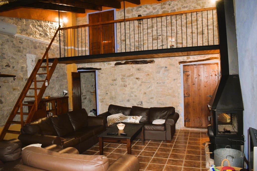 4 soveværelse Byhus til salg i Chert / Xert med garage - € 155.000 (Ref: 9163192)